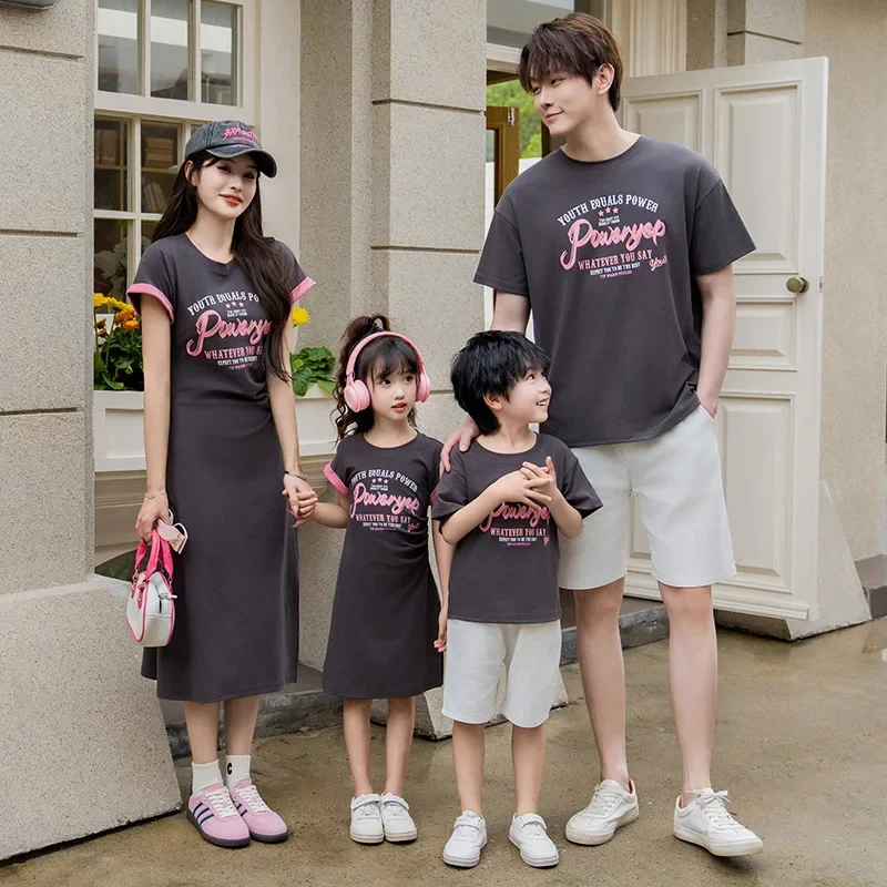 

Mom Daughter Dress Women Dresses Parent-child Matching Korea Clothes Family Brother Sister Outfit Dad Son T Shirts Couple Look