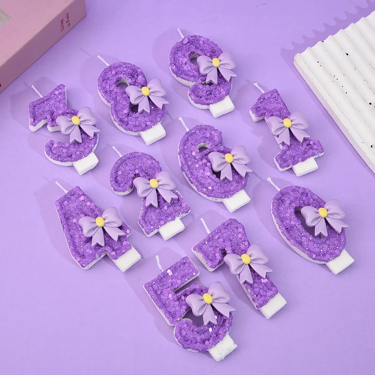 Light purple bow-shaped number candles. Avocado purple candles, suitable for party gifts, birthdays and anniversaries.