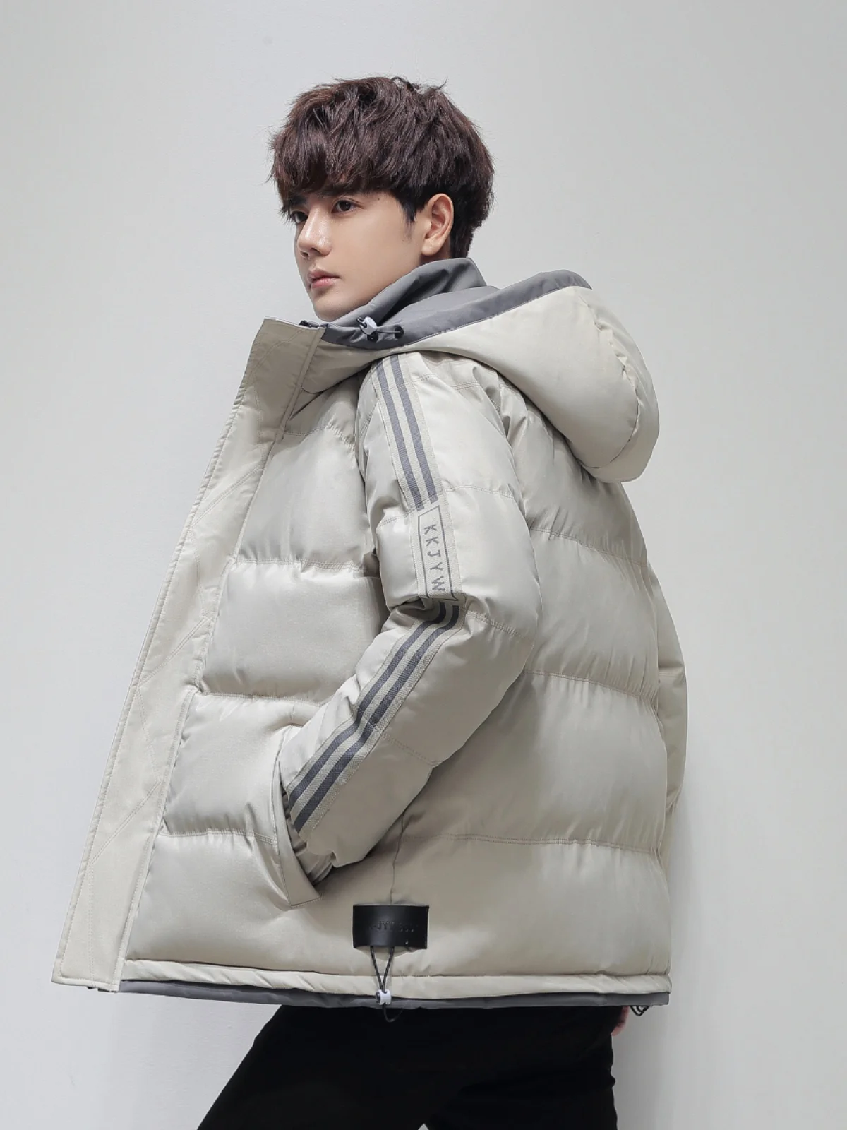 

Мужская зимняя утепленная хлопковая куртка свободного кроя, теплая, защищающая от холода, модная, в городском стиле, с длинными рукавами, с капюшоном, молодежная верхняя одежда