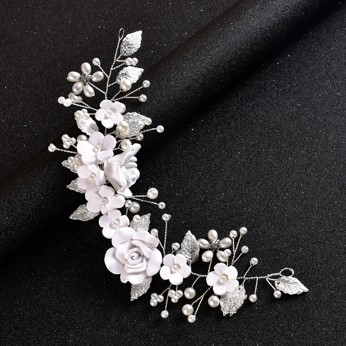 2024 White Soft Pottery Flower Women's Fashion and Elegant Party Dinner Hair Strap Silver Girl Gold Leaf Bridal Hair Accessories