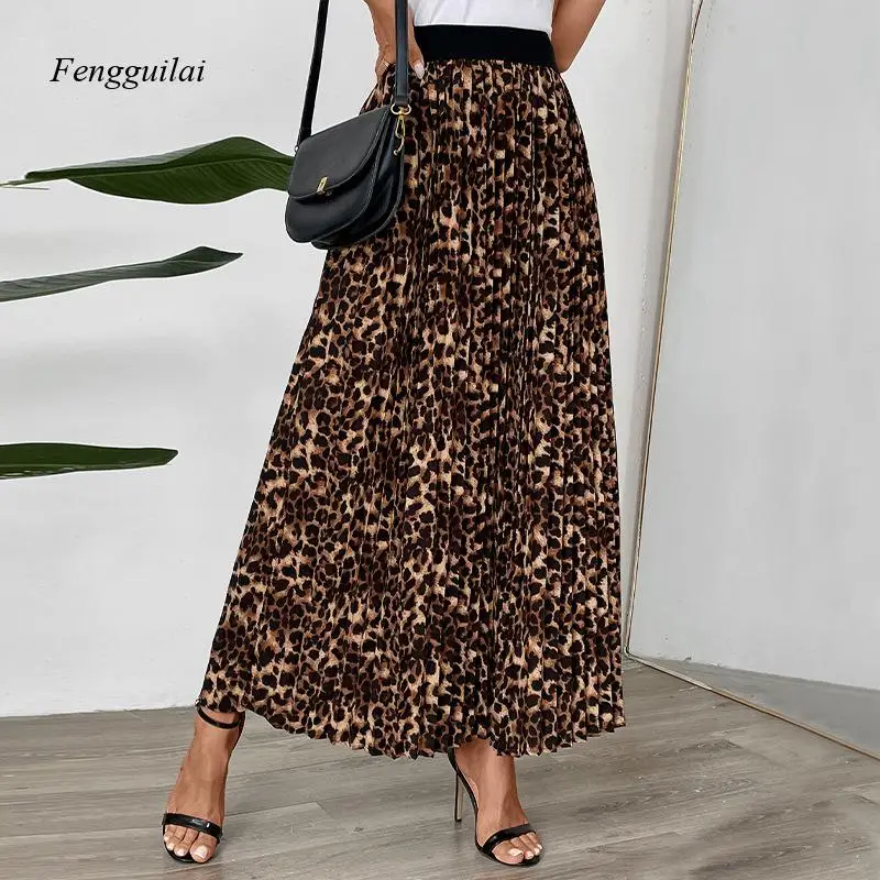Women's Leopard Print Pleated Maxi Skirt, High Waist Flowy A-Line Long Skirt, Vintage Animal Print Casual Bottoms