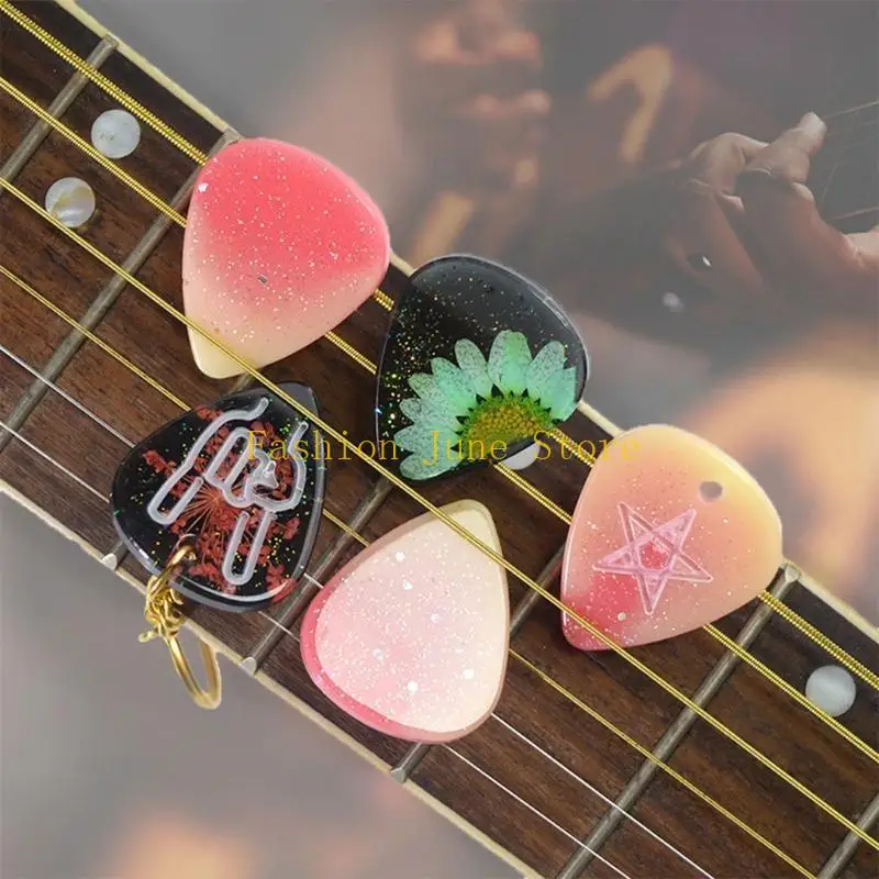 N5KA Exquisite Resin Mold for Guitar Pick for Triangle Plectrum Silicone Holder Keych