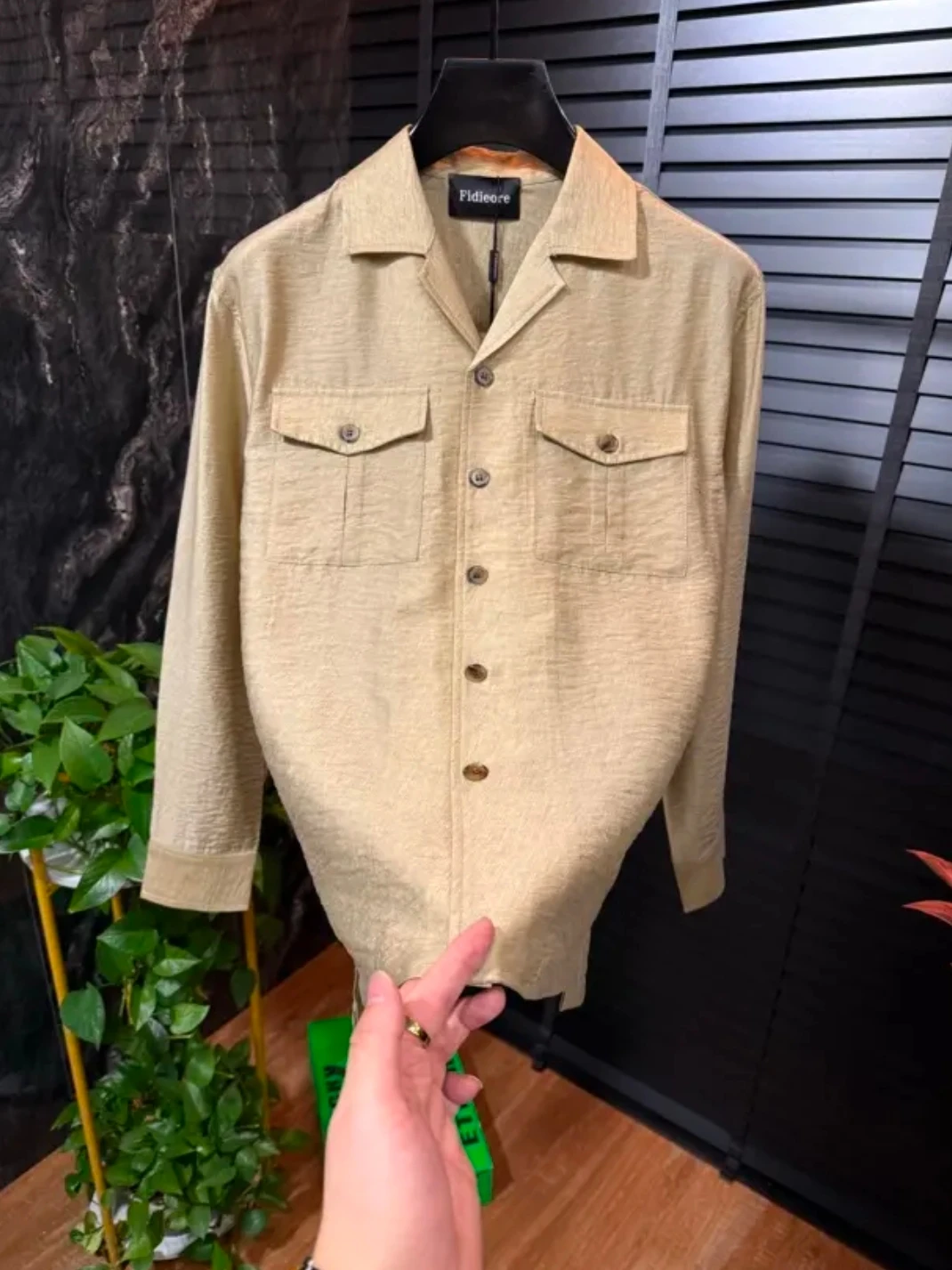 

High Quali Men's Silk Linen irt Versatile Faionable Spring Summer Stand Fit Long Sve Casual Sle Premium Sensation