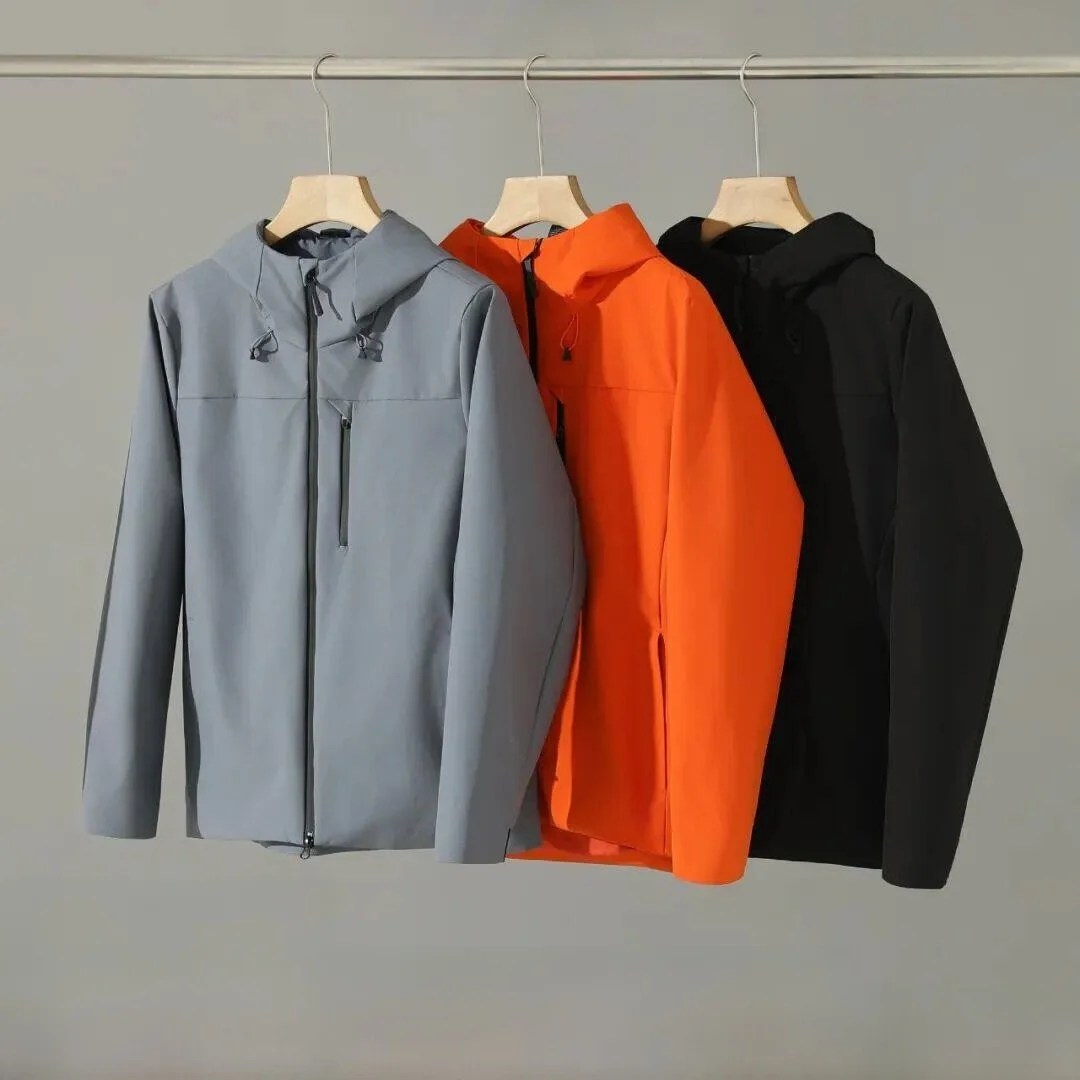 

Уличная ветрозащитная водонепроницаемая куртка софтшелл для мужчин и женщин, осенняя, премиум-класса, с проклеенными швами, на флисовой подкладке, с капюшоном, на молнии