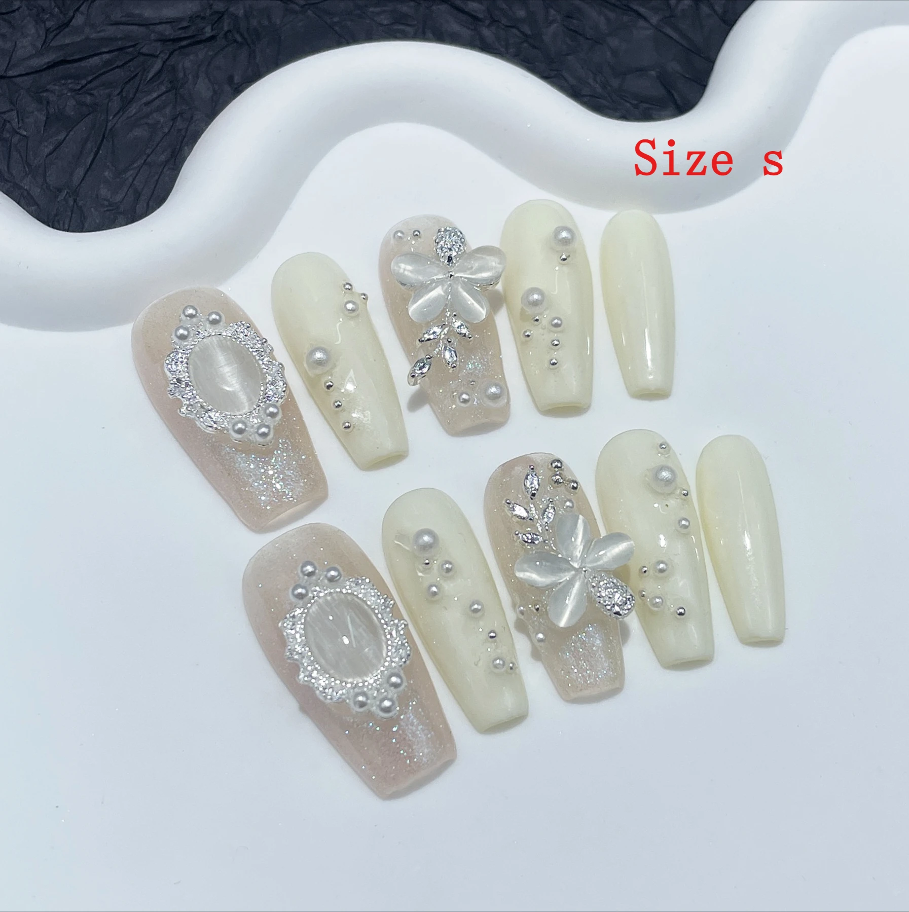 

Size S 10pcs Cat Eye Fake Nails Acrylic Glitter Bowknot False Nails Coffin Press on Nails Sweet Heart Diamond Nail Art for Girls