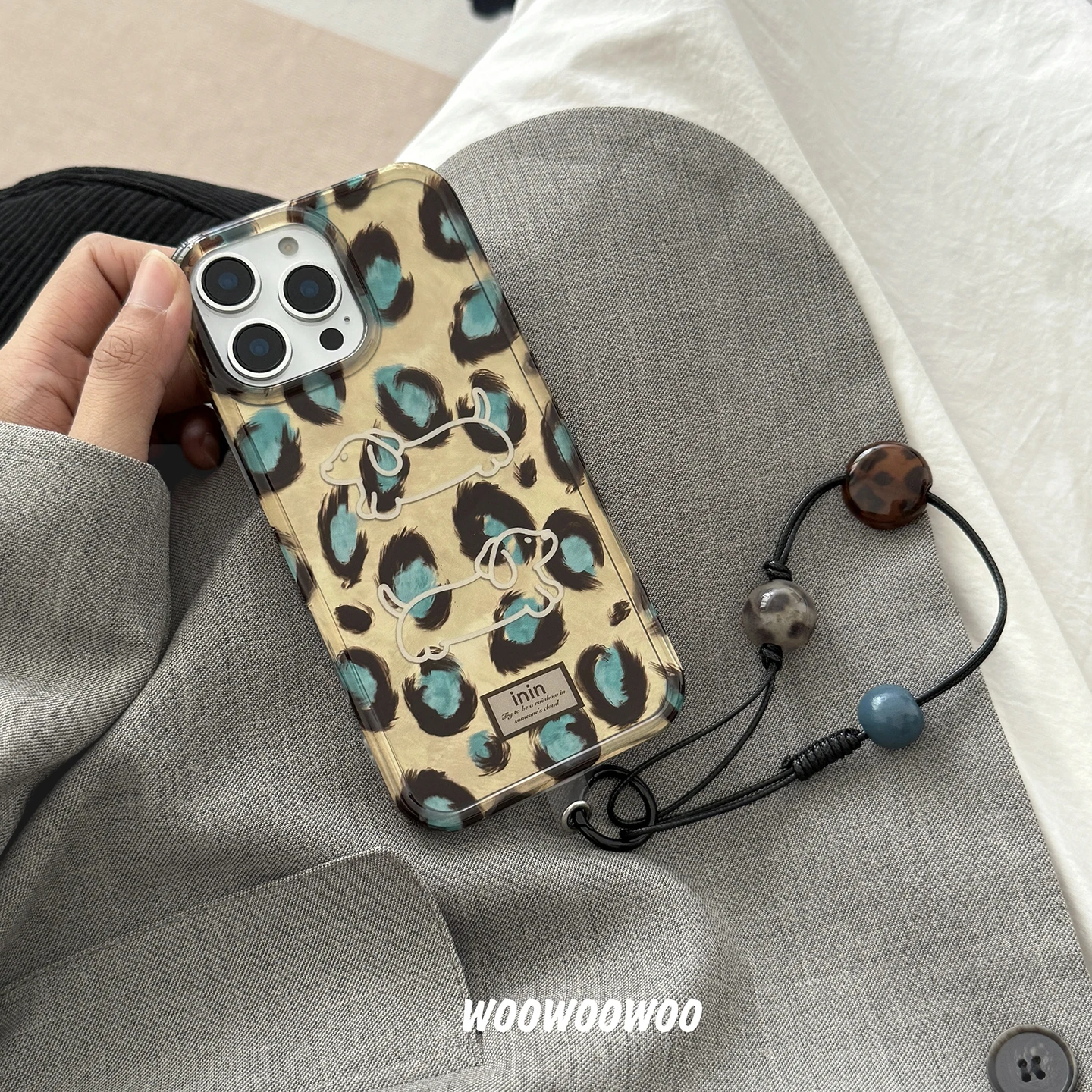 Whirlpool pattern, high-end feeling, blue background, retro leopard print phone case For iPhone 13 14 15 16 pro max