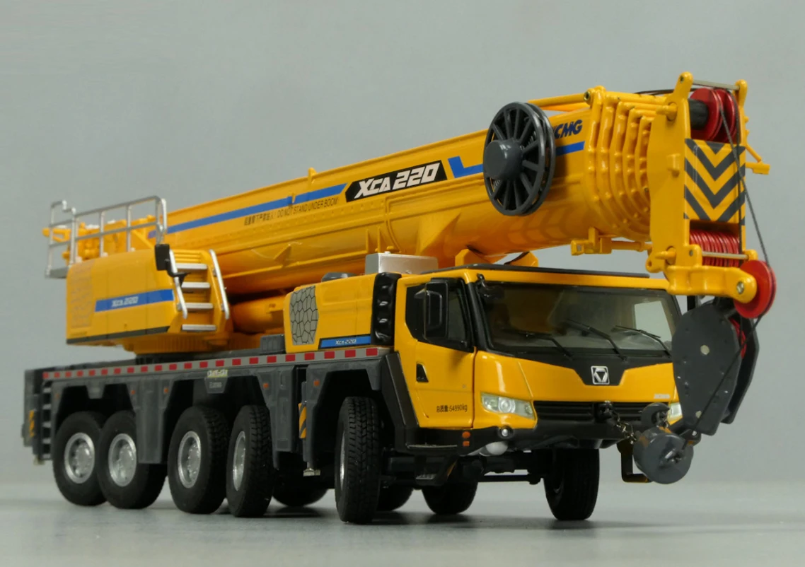 1:50 Scale XCMG XCA220 Truck Crane Model All Terrain Crane Gift Boys