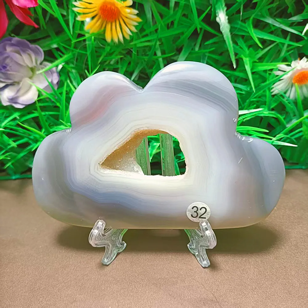 Natural gem geode agate tablets, energy agate carved white clouds, Reiki home decoration exquisite gifts and healing