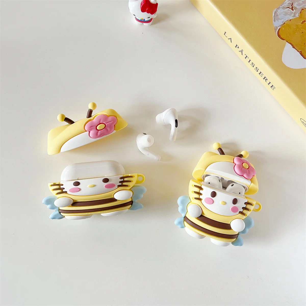 Cute 3D Lying Bee Earphone Case for Apple AirPods Pro 2 Cartoon Cute Silicone Cover for Airpods 3 2 1 Cases Protective Shell