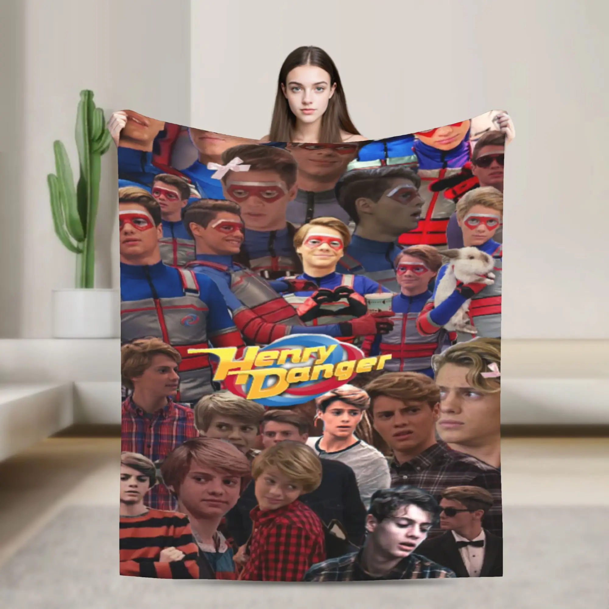 New Captain Henry And Kid Danger  Blanket Lightweight Thin Fleece  Comfortable Throw Blankets Machine Washable