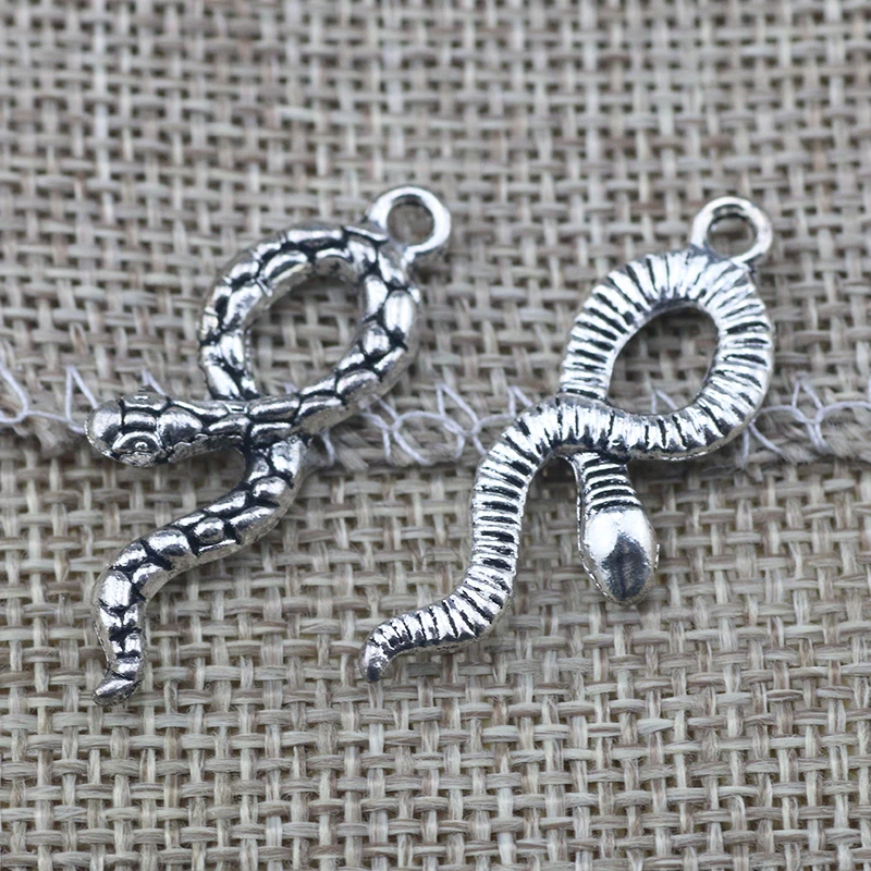 10 Pieces 11*35mm Mixed Alloy Antique Silver Color Snake Charms Bracelet Keychain Pendant Accessory For DIY Jewelry Making