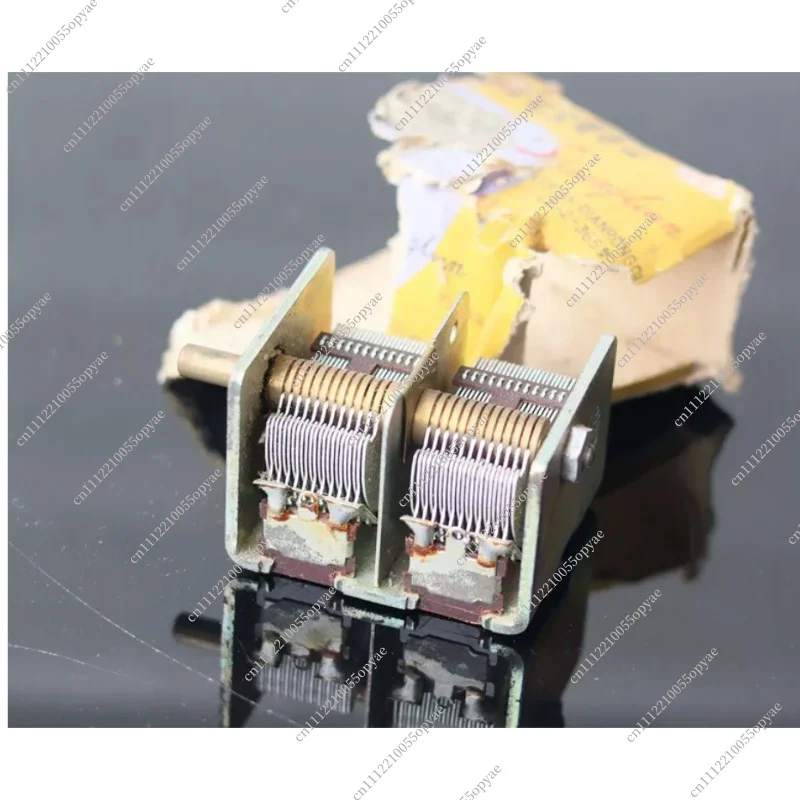 Variable Capacitor CB-2-365 2x20PF-365PF Dual Gang Adjustable Capacitor for Tube Radio