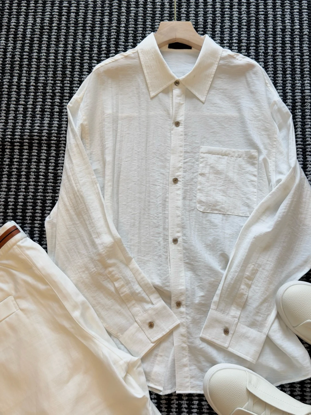 

Ligentleman Summer Style Men's Casual Shirt Long Sleeve Lyocell Linen Fashion Urban Standard Fit Classic Collar Open Cardigan