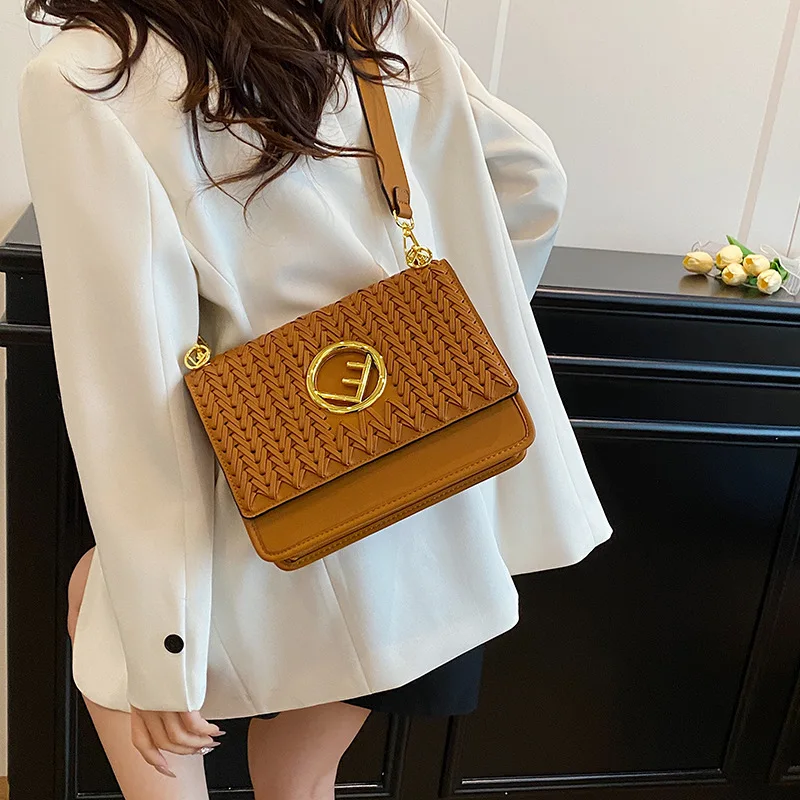 

2025 French Flap Bag Woven Square Crossbody Purse Luxury Faux Leather Tote Designer Shoulder Bag for Women Elegant Handbag