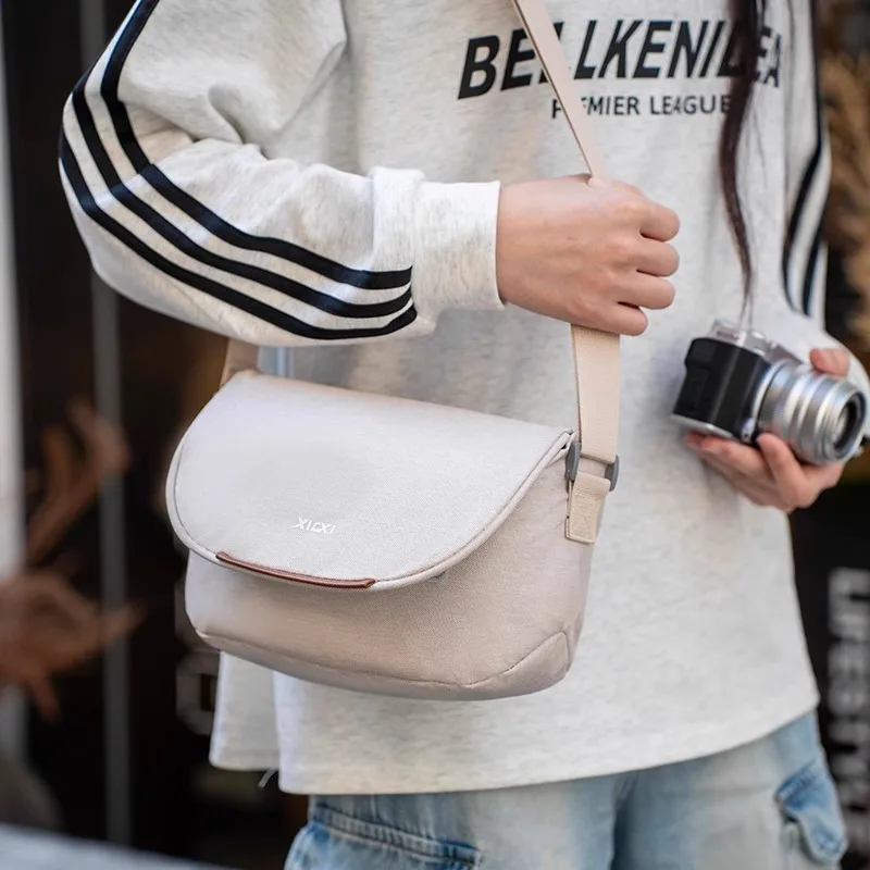 Canon R50 camera bag; Fujifilm XM5; XT50; Sony ZVE10; Nikon Z30; Polaroid instant; portable mirrorless camera photography bag. - Image 6