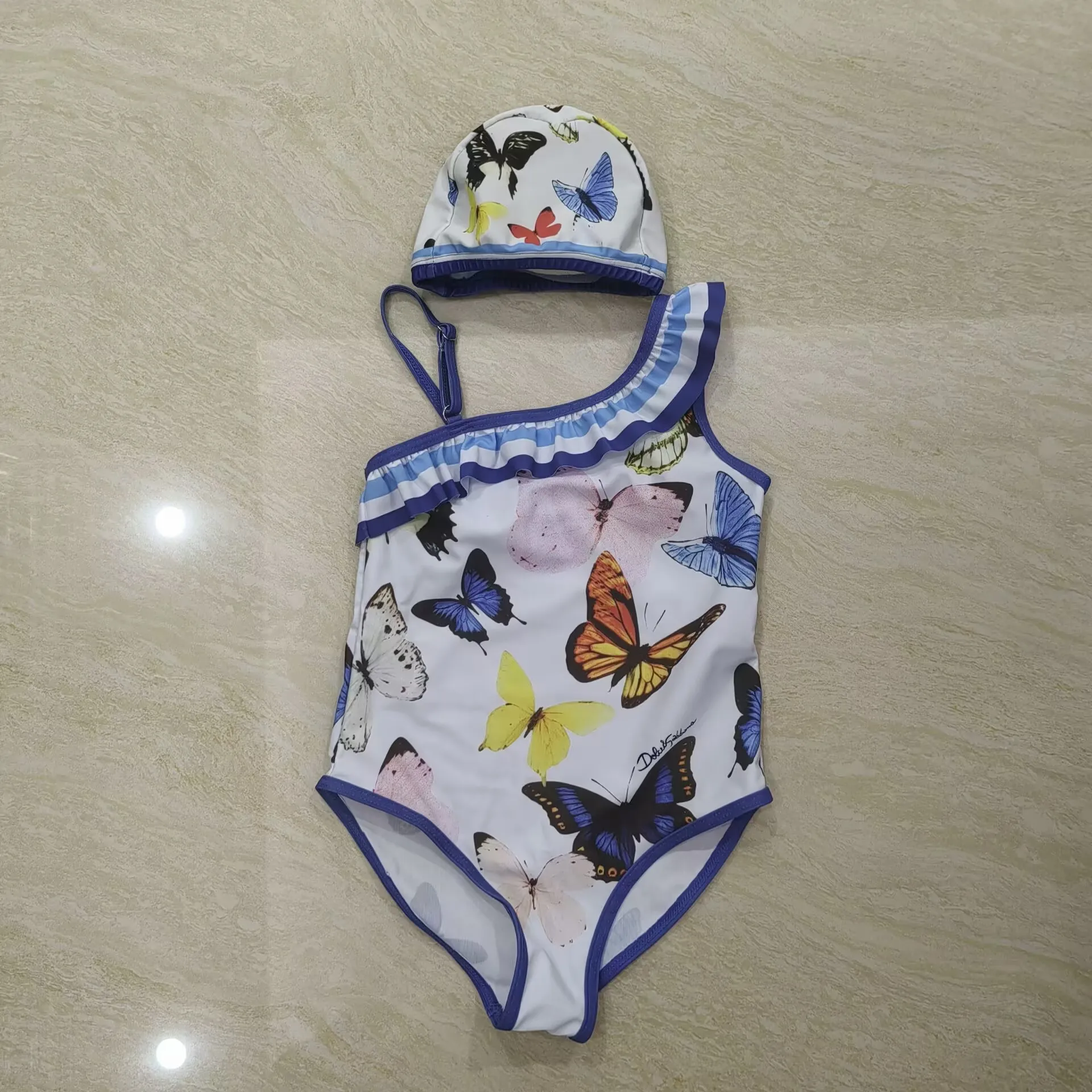 

Новый детский купальник 2025 года, роскошная одежда для купания для маленьких девочек, милый милый цельный купальник с горячими источниками