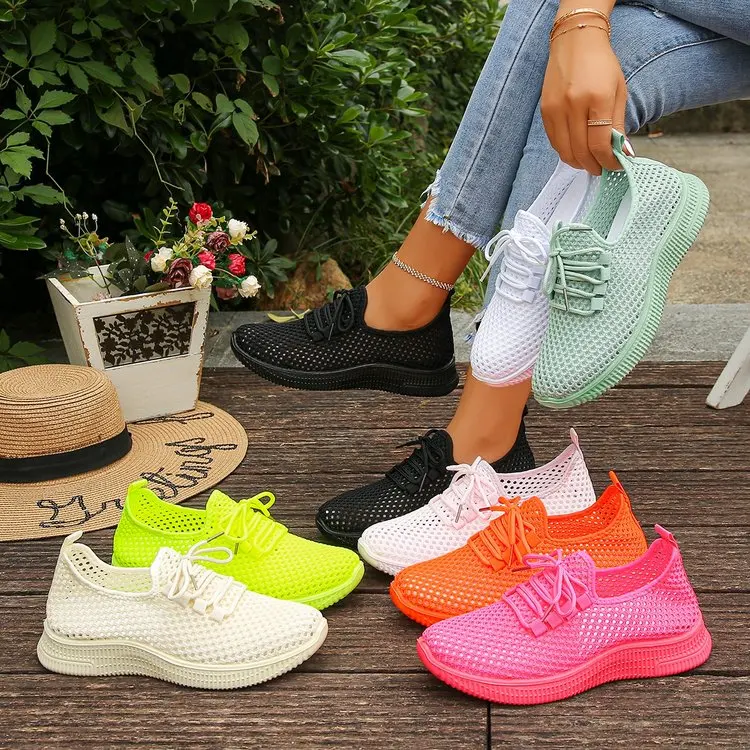 Image of Atmungsaktive Mesh-Sneaker für Damen mit Schnürung, Weiße Walkingschuhe, Rutschfest und Bequem für Laufen, Fitness, Alltag und Freizeit