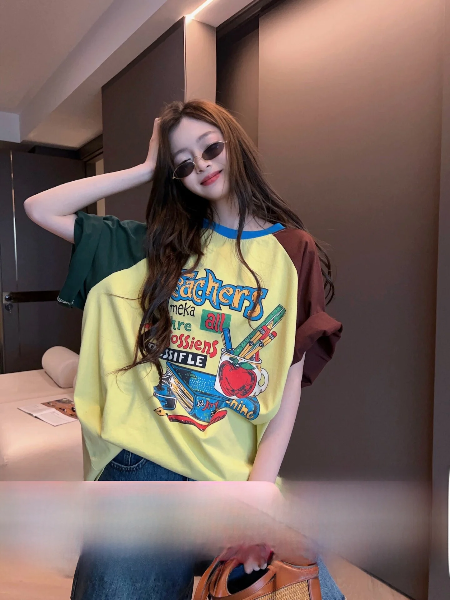 

Женская футболка MRS SHAO с коротким рукавом и цветовыми блоками, летняя коллекция 2026, свободная повседневная универсальная модель из хлопка с круглым вырезом