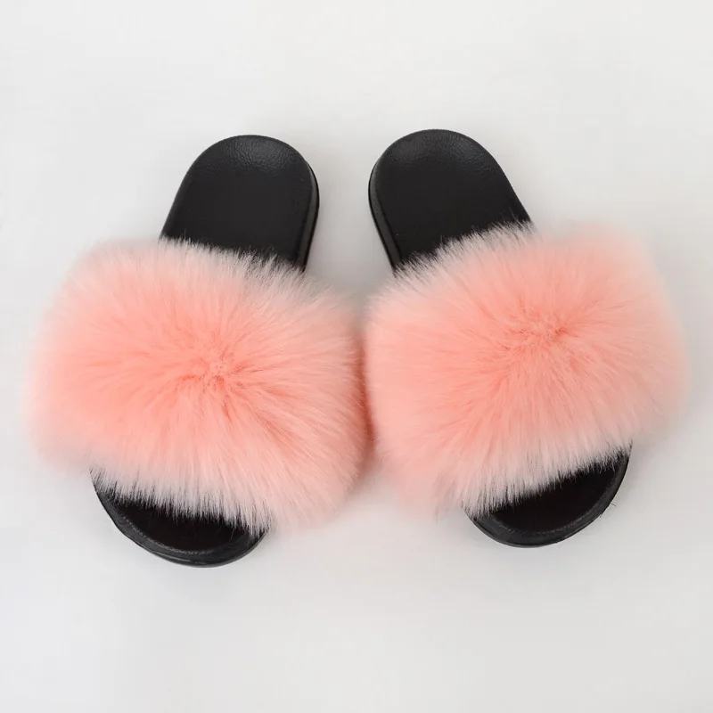 New Arrival Girl Luxury Fluffy Fur Slippers Ladies Indoor Warm Furry Fur Flip Flops Women Amazing Plush Fur Slides Wholesale Hot