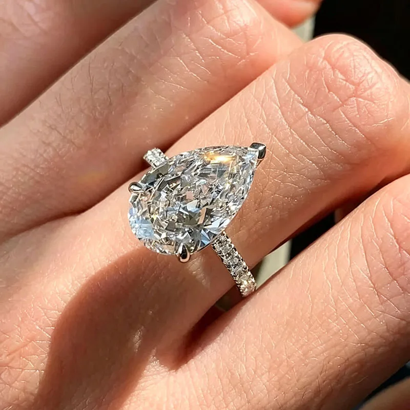4 Karat Atemberaubender Birnenförmiger Laborgezüchteter Diamant-Verlobungsring DEF VS-VVS IGI-Zertifiziert Massives Platin 950 Luxuriöser Braut-Ehering – Detail 7
