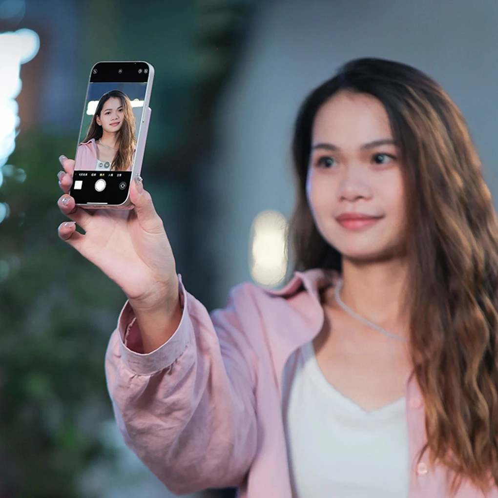 

PH02 Magnetic Phone Selfie Monitor Screen for Smartphone Rear Camera Selfie Vlog Live Stream For Wide-angle Shootings
