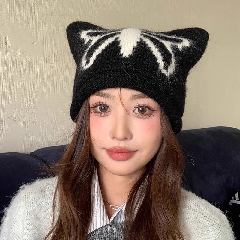 Autunno e inverno nuovo simpatico cappello di lana lavorato a maglia con orecchie di gatto protezione per le orecchie calda da donna