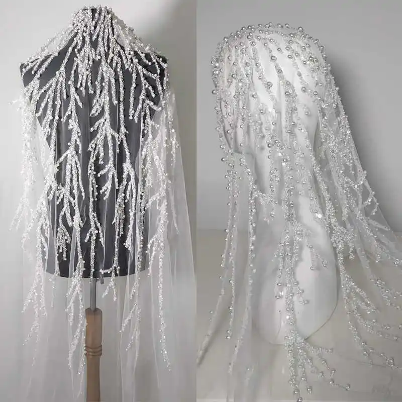 Exquisite Wedding Veil Pearls Sequins 1 Layer Chapel Length Bride Veils Beaded Edge With Comb Customized Bridal Accessories