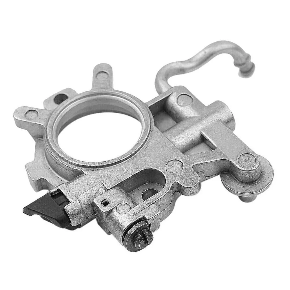 Robust Construction Oil Pump Oil Pump MS440 Metal Construction Optimal Oil Flow Robust Materials Easy Installation