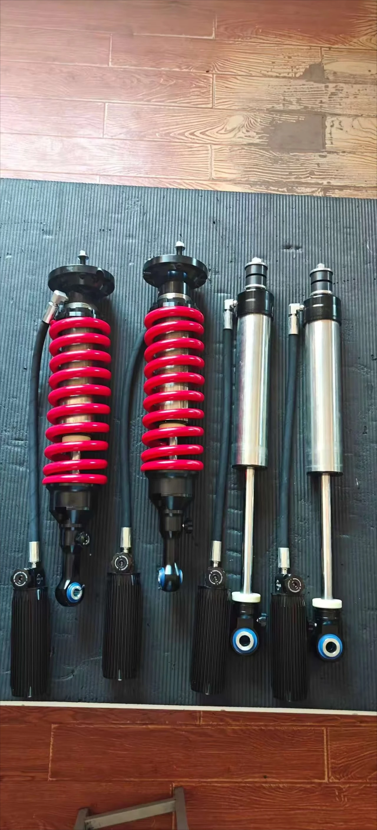 High Quality off Road Racing Front Rear Shock Absorbers with Compression Rebound Adjustable  LC120
