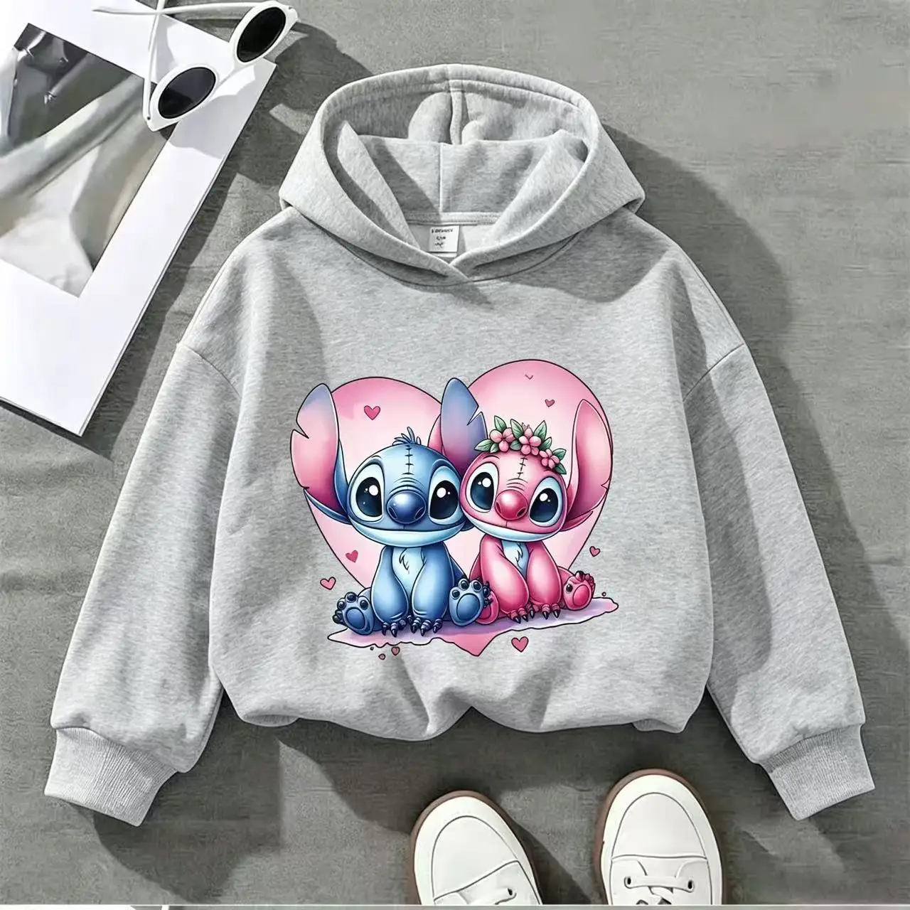 Cute cartoon alien heart pattern hoodie for boys and girls, casual spring and autumn streetwear for kids