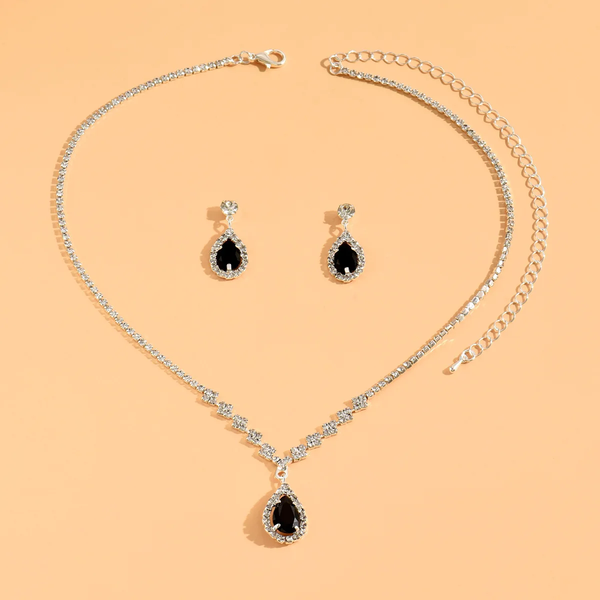 3 Bruiloftseizoen Damesmode Druppelketting en Oorbellenset Banketfeestaccessoires 4055