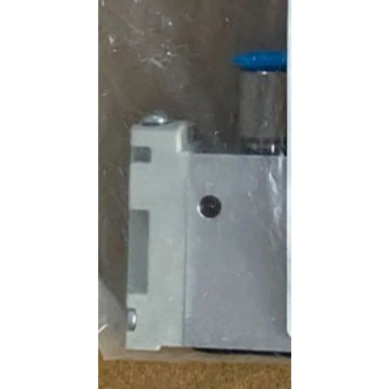

Детали для электромагнитного клапана FESTO VUVG-SK10-M52-AT-Q6-1H2L-W1-S 594868, новый
