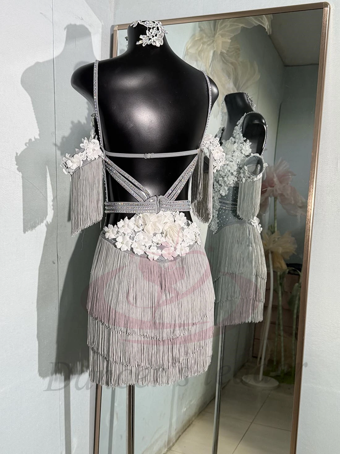 Latin danskostuum, strass, hoogwaardige aangepaste grijze bloemenjurk voor dames, volwassenen en kinderen, Cha Cha Tango-jurk
