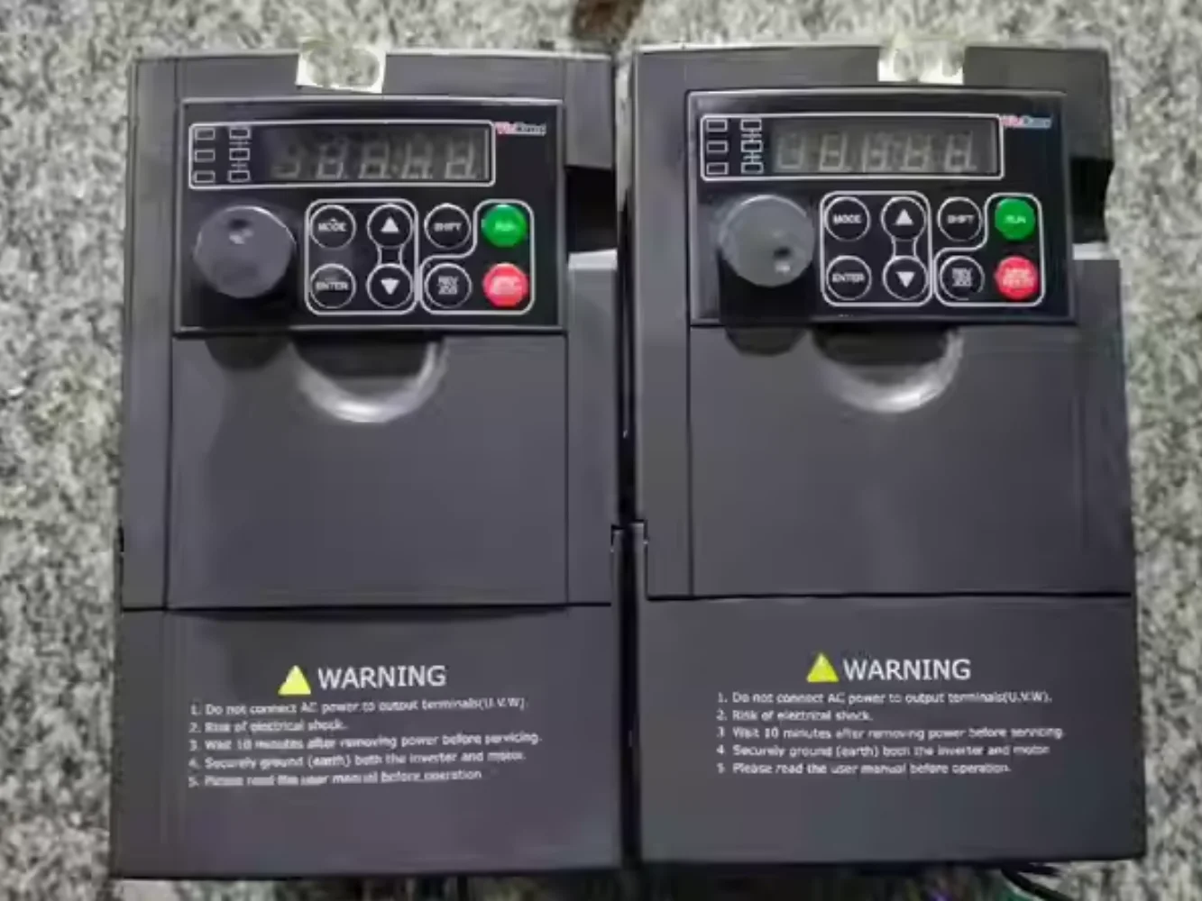 Variable frequency drive   VSI200-2R2G-4