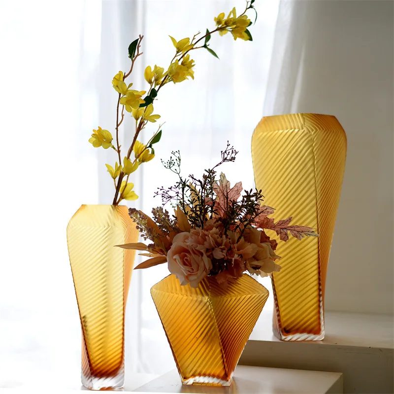 Modern classical delicate amber glass pyramid vase Europe America, high-end light luxury home decorative piece