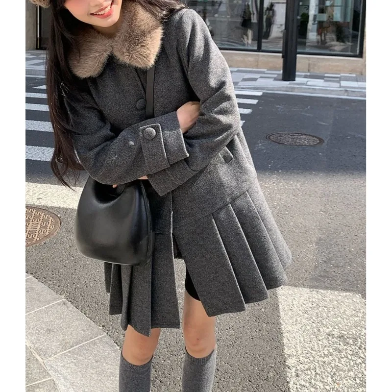 Sweet age-reducing detachable fur collar pleated dress with cotton woolen coat 2025 winter temperament commuter coat for women