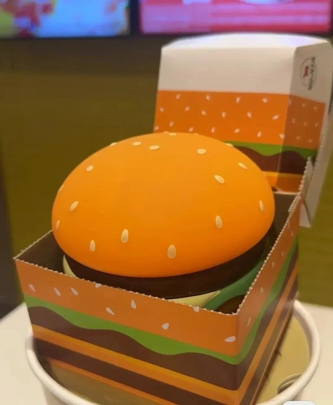 

Burger fries patting lamp bedroom bedside night light desktop model ornaments accompany children's birthday gift