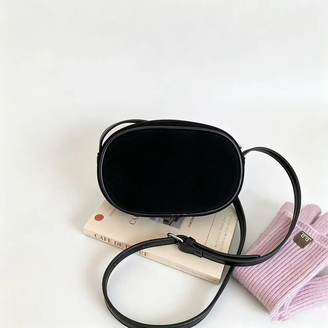 Women's Korean-Style Early Autumn Matte Retro Crossbody Bag Trendy Minimalist Versatile Small Square Bag Suede Hot-Selling Egg-Shaped Bag