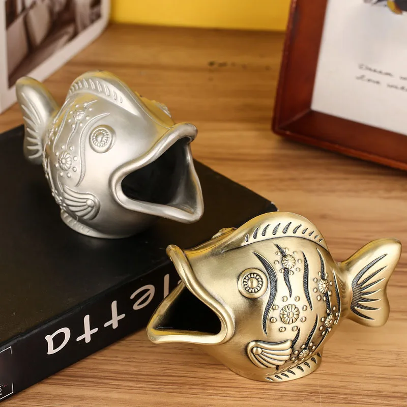 

Creative Fish-shaped Ashtray for Home Living Room Large Capacity Personalized Funny Ashtray Container Desktop Ornaments