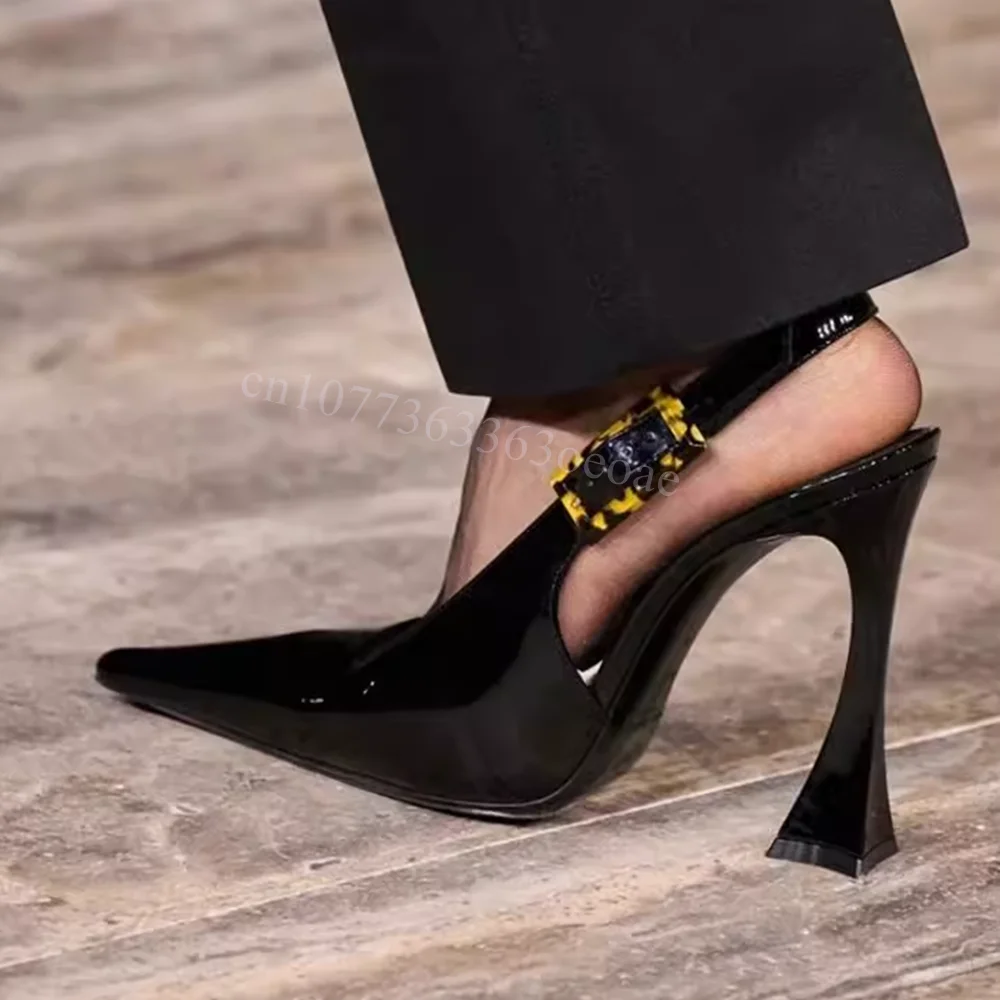 Stile strano Tacchi Hollow Pumps Fibbia Cinturino alla caviglia Scarpe per le donne Scarpe a punta in pelle verniciata 2024 Zapatos Para Mujere