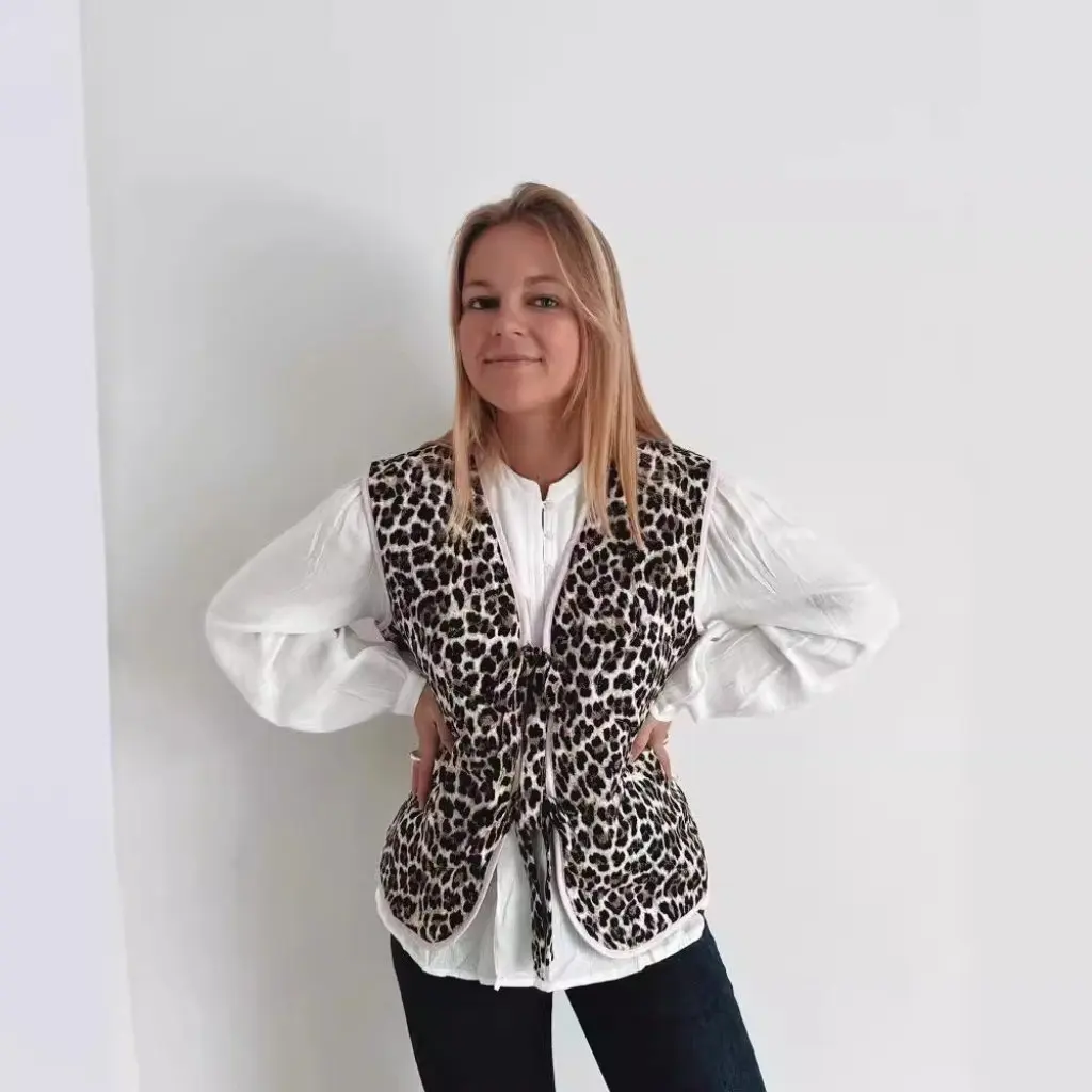 

Slim Fit Animal Pattern Lace-Up Waistcoat for Women Spring Fashion European American Style
