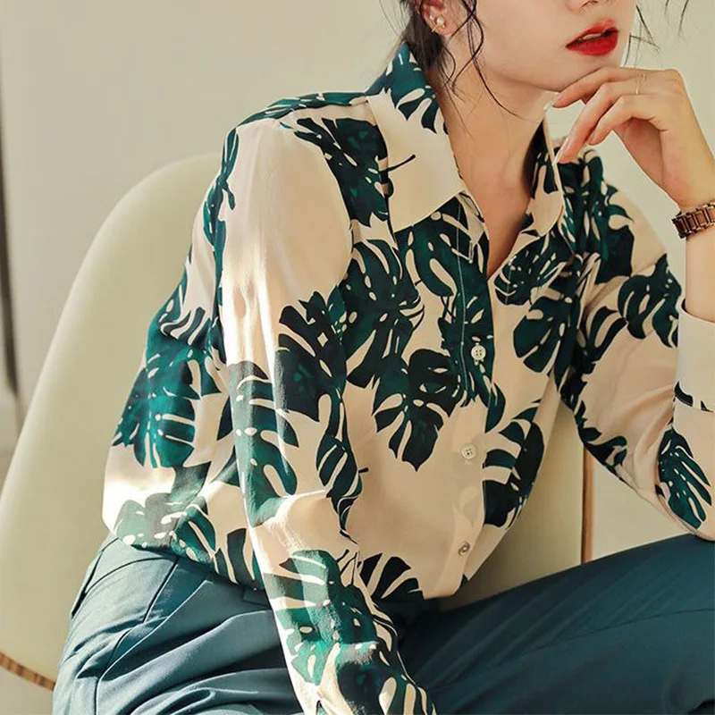 Blusa holgada de Chifón con estampado de hojas para mujer, camisa de un solo pecho con cuello vuelto, ropa de primavera y otoño, 2023