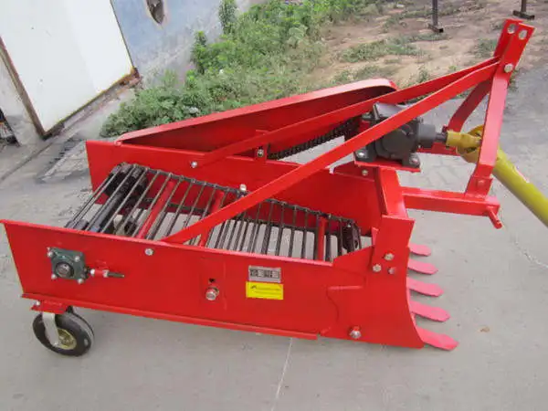China Potato Harvester 3 Point Linkage 1 Row Farm Tractor Small Sweet Potato Harvester