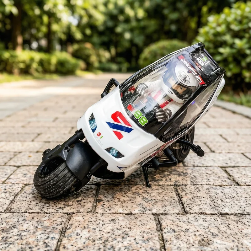 Nuevo Geek X801 Coche RC Profesional con Control Remoto, Triciclo Motorizado, Tuk-tuk, Todoterreno, para Competición, Carreras, Derrapes, Modelo de Regalo