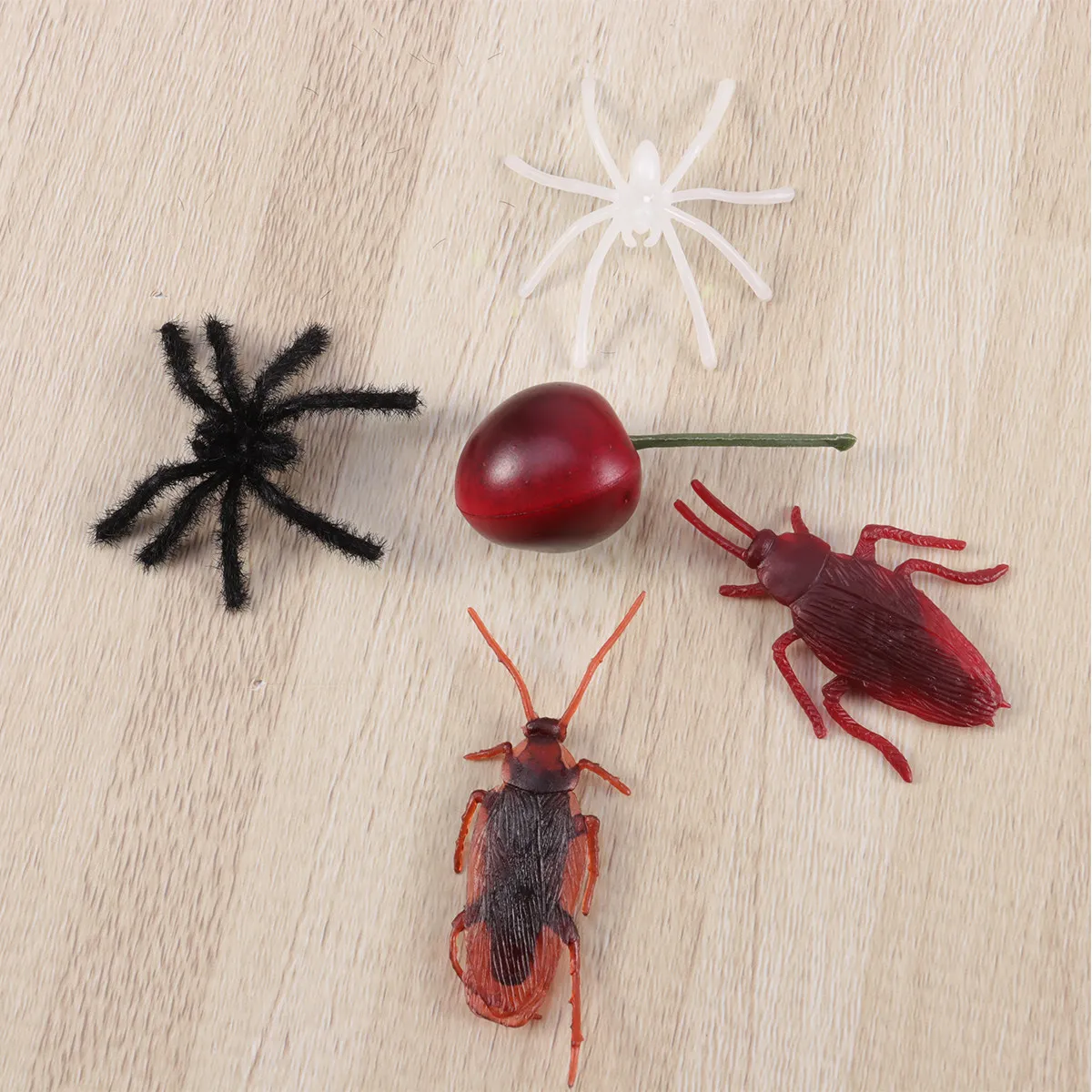 194-pcs-april-fools'-day-prank-toys-halloween-party-bag-fillers-fool's-favor-funny-pranks-fake-prop-insect-supplies