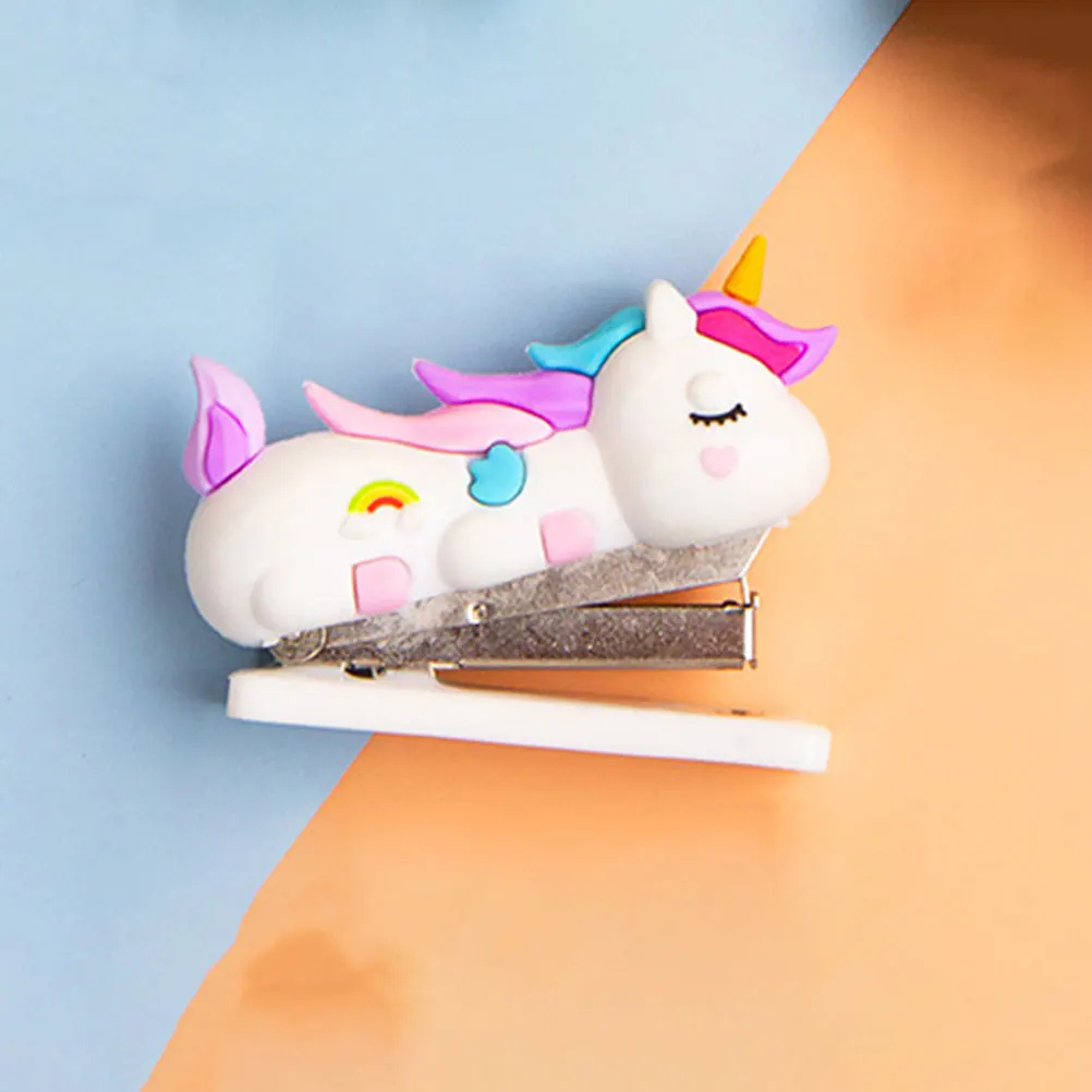 

2Pcs Stapler Cute Mini Portable Desk Handheld Reusable Stationery Office School Supplies Lightweight Compact Gift