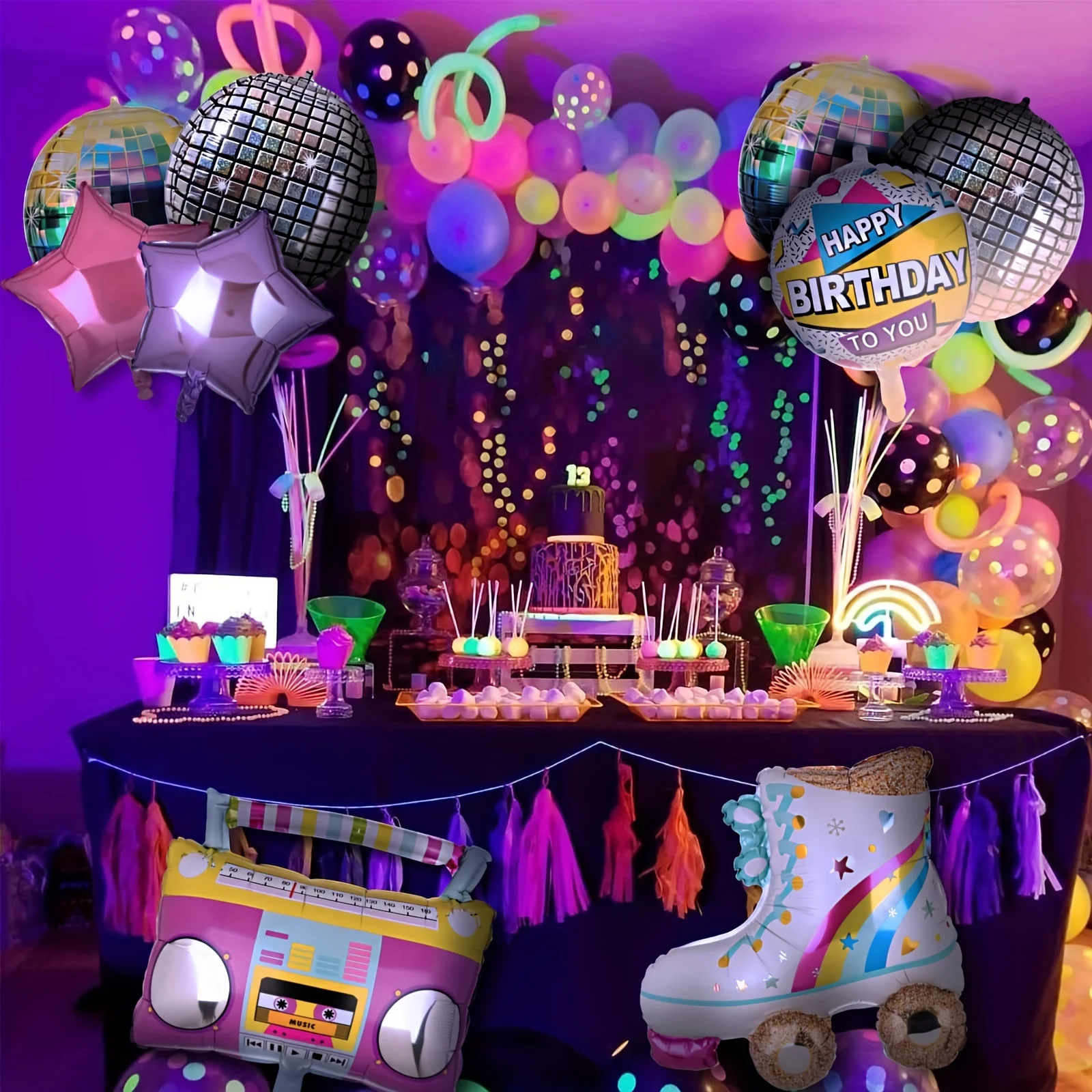 Juego de discoteca con radio para patines de ruedas de 8 piezas, combinación de juego de globos de papel de aluminio, adecuado para decoración de fiestas retro, decoración de fiestas temáticas y arreglo de decoración de reuniones de amigos