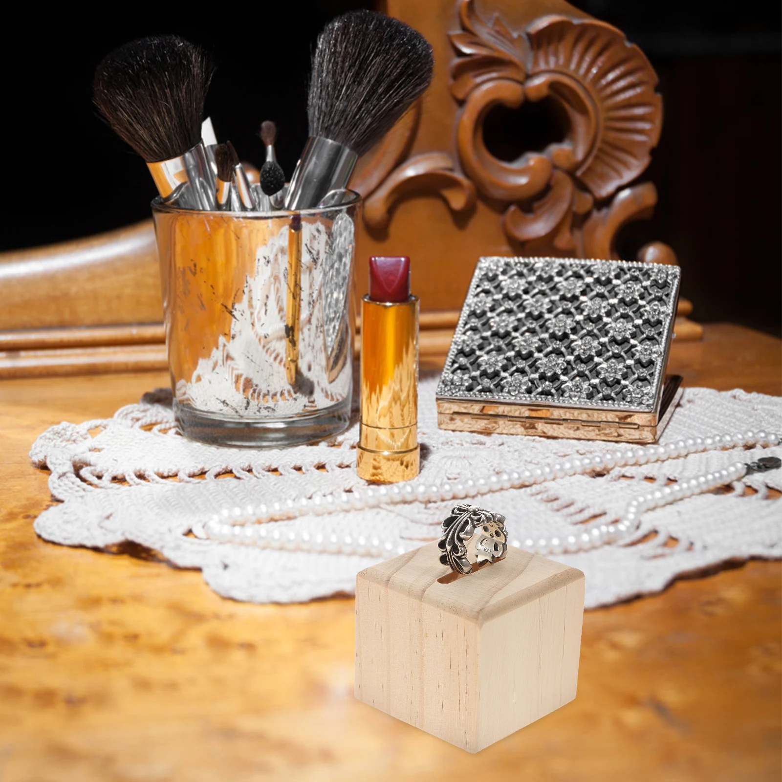 

3pcs Ring Display Base Wooden Jewelry Stand Organizer for Storing Sorting Rings at Home Material Durability