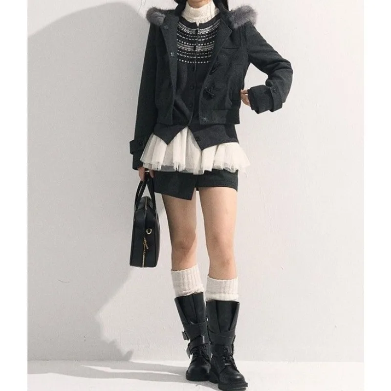 Vintage College Style High-end Fur Collar Splicing Woolen Coat Women's Korean Age-reducing Short Horn Buckle Hooded Jacket