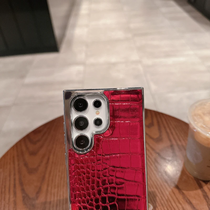 Luxury Plating Crocodile Texture Artificial Leather Bumper Phone Case For Samsung S26 Ultra S24 S23 S25 Ultra Plus Back Cover view 6